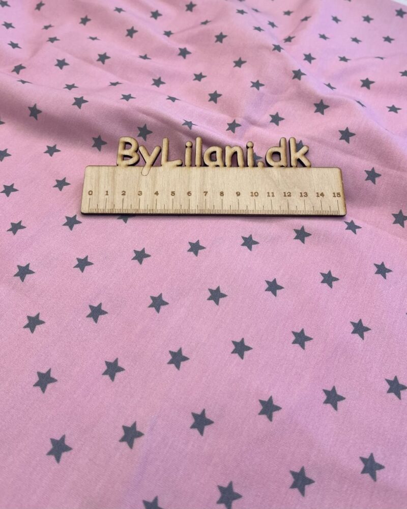 Jersey print – Stof rest - Lyserød Baggrund med grå stjerner